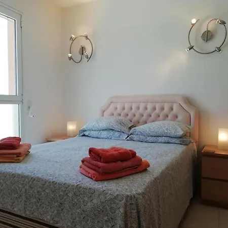 Beachfront With Sea View - Voromar Appartement *